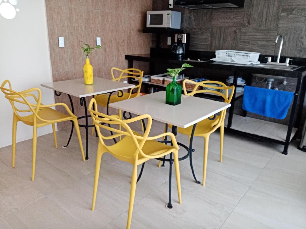 Brisas 10 Beachside Suites 칸쿤 외부 사진