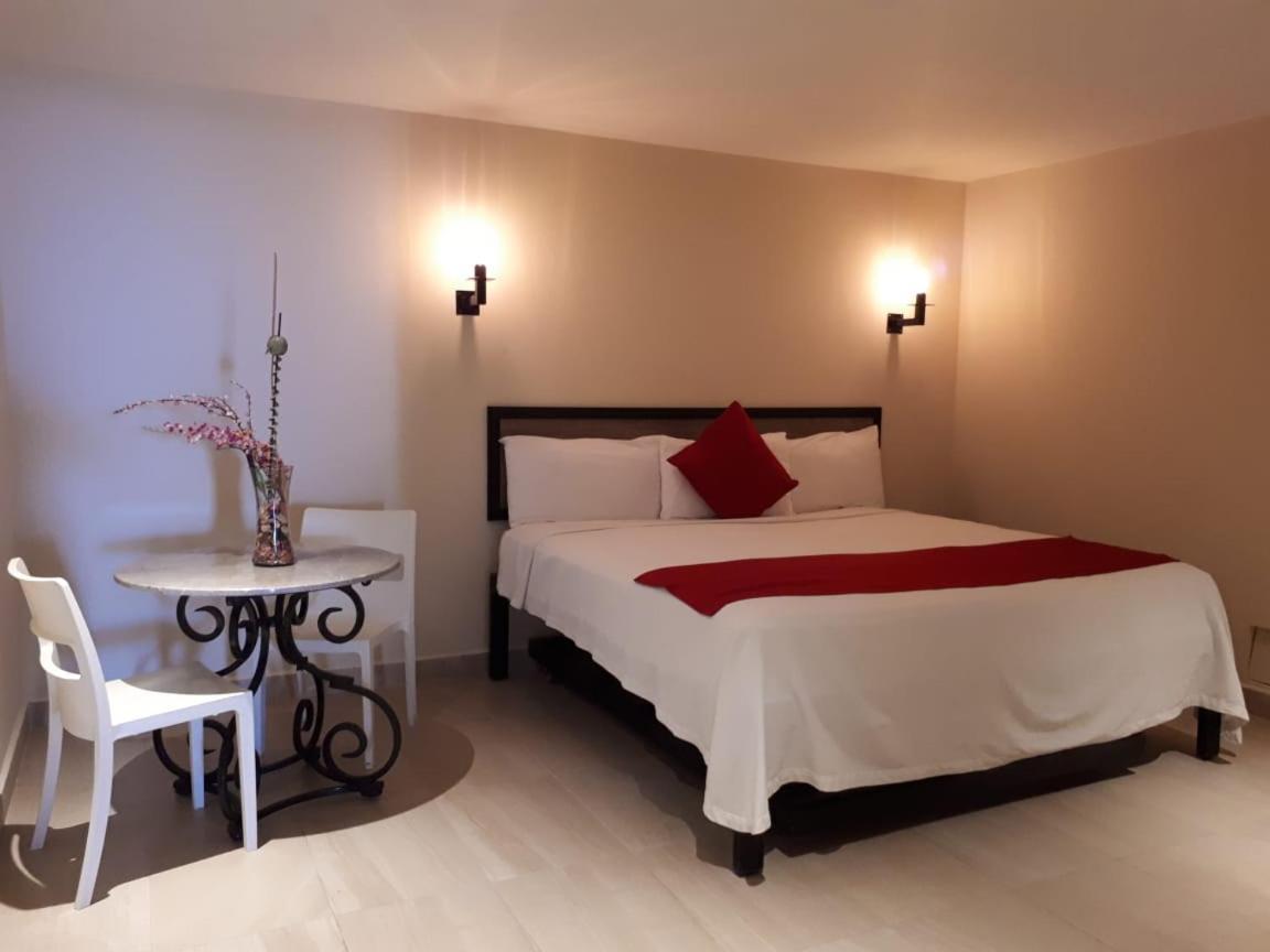 Brisas 10 Beachside Suites 칸쿤 외부 사진