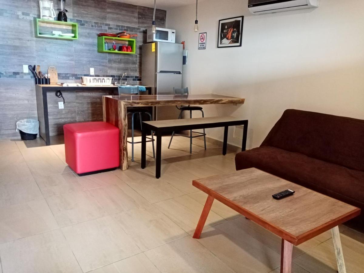 Brisas 10 Beachside Suites 칸쿤 외부 사진