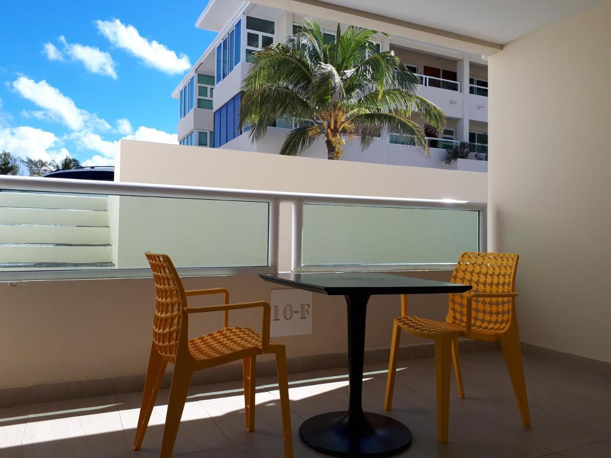 Brisas 10 Beachside Suites 칸쿤 외부 사진